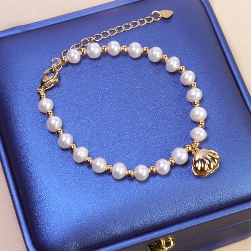 bracelet en laiton de perle d'eau douce cultivée, avec laiton, Plaqué d'or, bijoux de mode & pour femme, plus de couleurs à choisir, pearl size 5-6mm Environ 20 cm, Vendu par PC