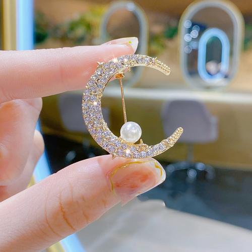 Rhinestone Zinc Alloy Brooch, with ABS Plastic Pearl, Moon, plated, fashion jewelry & with rhinestone, golden 