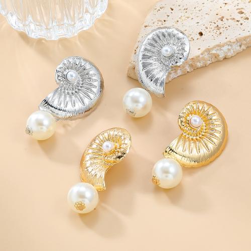 Boucle d'oreille en alliage de zinc en plastique perle, avec perle de plastique, conque, Placage, bijoux de mode & pour femme, plus de couleurs à choisir Vendu par paire