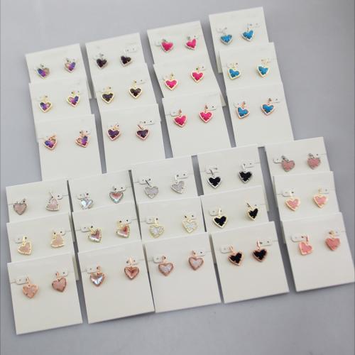 Gemstone Stud Earring, metal, con Piedras preciosas, Corazón, chapado, diferentes materiales para la opción & para mujer, más colores para la opción, 14mm, Vendido por Par[