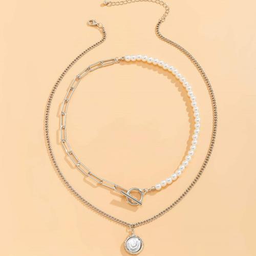 Collar de perlas de plástico, aleación de zinc, con Perlas plásticas, chapado, para mujer, dorado, Vendido por UD