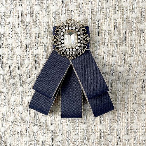 Cloth Brooch, with Plastic Pearl & Zinc Alloy, handmade, for woman & with rhinestone 
