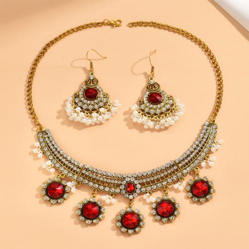 Rhinestone Zinc Alloy Jewelry Set, earring & necklace, with Plastic Pearl, plated, for woman & with rhinestone 