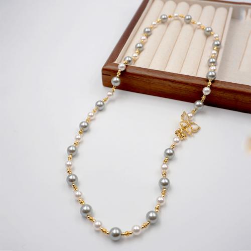 Cristal Perle collier chandail, laiton, avec Perles de cristal & Oeil de chat & perle d'eau douce cultivée, Placage, bijoux de mode & différents matériaux pour le choix, Or cm, Vendu par PC[