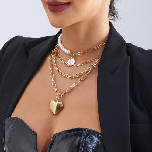 Collier en alliage de zinc, avec perle de plastique, coeur, Placage de couleur d'or, multicouche & pour femme, Vendu par PC