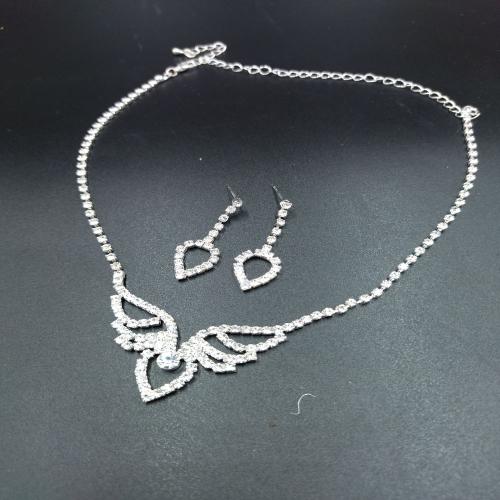 Conjunto de joyería de diamantes de imitación de la aleación de Zinc, pendiente & collar, con diamantes de imitación, 2 piezas & para mujer, earring 31*10mm, longitud:aproximado 32 cm, Vendido por Set