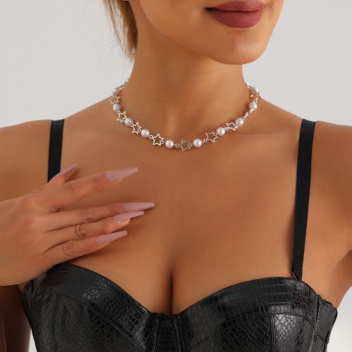 Plastik-Perlenkette, Zinklegierung, mit Kunststoff Perlen, Stern, silberfarben plattiert, für Frau, weiß, verkauft von PC[