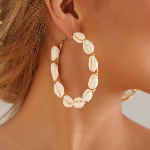 Shell Earring eau douce, alliage de zinc, avec coquille, Placage de couleur d'or, pour femme, blanc, Vendu par paire