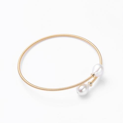 Cultured Freshwater Pearl Brass Bracelet, with Freshwater Pearl, fashion jewelry & for woman, golden Approx 17 cm 