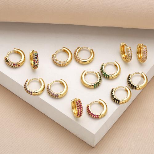 Boucles d'oreilles en laiton zircon cubique pavent, Placage de couleur d'or, bijoux de mode & pavé de micro zircon, plus de couleurs à choisir Vendu par paire
