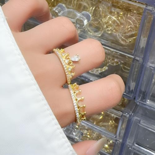Zircon pavent l'anneau en laiton de doigt, avec zircon cubique, Plaqué d'or, bijoux de mode & styles différents pour le choix & pour femme, plus de couleurs à choisir, Diamètre inté Environ 18mm, Vendu par PC