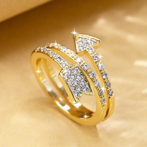 Zircon pavent l'anneau en laiton de doigt, pointe de flèche, Placage de couleur d'or, bijoux de mode & unisexe & pavé de micro zircon, transparent, inner mm, Vendu par PC