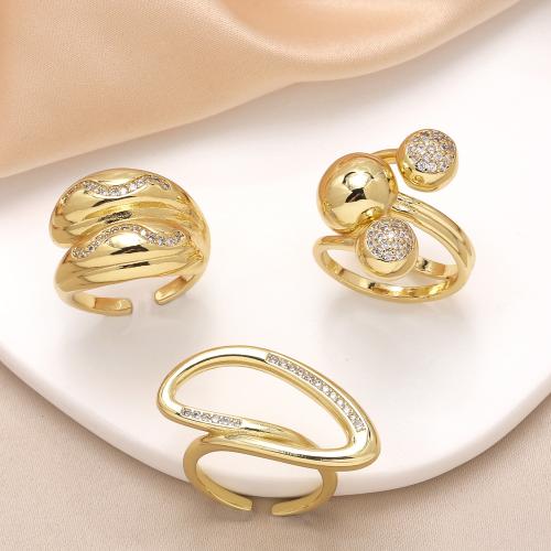 Zircon pavent l'anneau en laiton de doigt, Placage de couleur d'or, bijoux de mode & modèles différents pour le choix & pavé de micro zircon, doré, Vendu par PC