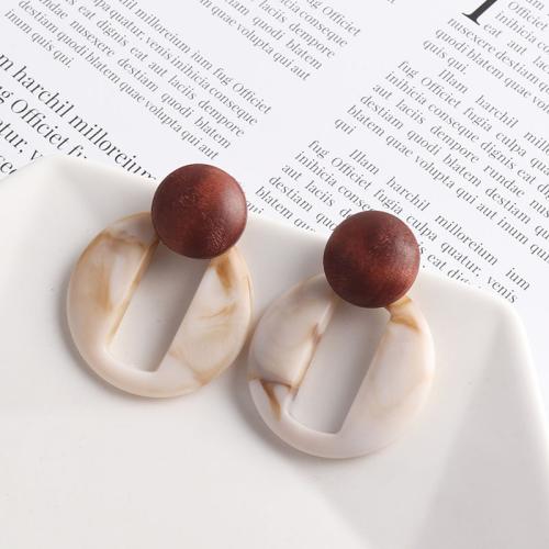 Zinc Alloy Stud Earring, with Wood & Resin, fashion jewelry & for woman 