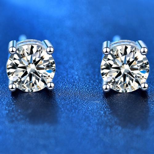 925 Sterling Silver Stud Earring, with Moissanite, Round, fashion jewelry & for woman 