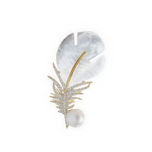 Zinc Alloy Jewelry Brooch, with Shell & Plastic Pearl, plated, for woman & with rhinestone 