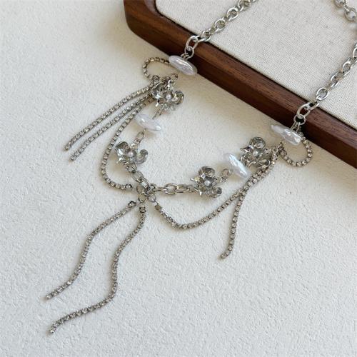 Ожерелье ручной латунные, Медный сплав, с Shell Pearl, с 10CM наполнитель цепи, Другое покрытие, Женский & со стразами, серебряный, длина:Приблизительно 36 см, продается PC