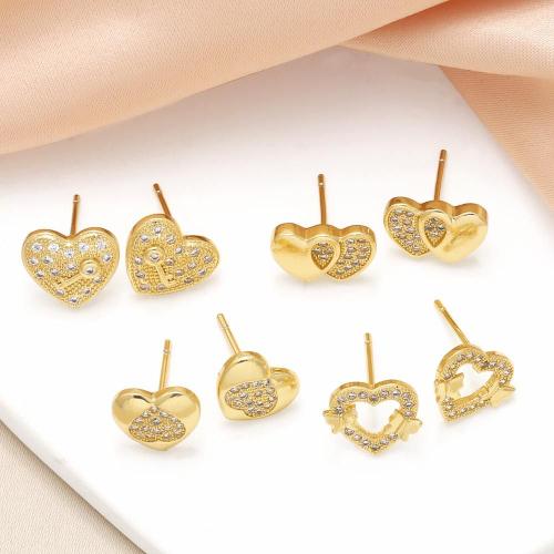 Cubic Zirconia Pendiente Brass Micro Pave, metal, chapado en color dorado, Joyería & diferentes patrones para la opción & micro arcilla de zirconia cúbica, dorado, Vendido por Par