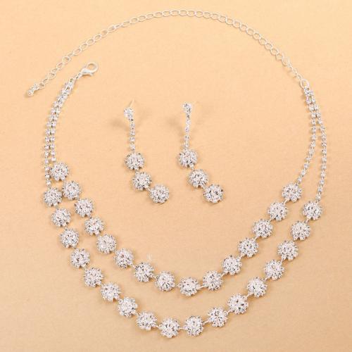 Rhinestone en alliage de zinc bijoux , Boucle d’oreille stud & collier, Placage, 2 pièces & Double couche & pour femme & avec strass, argent, Vendu par fixé