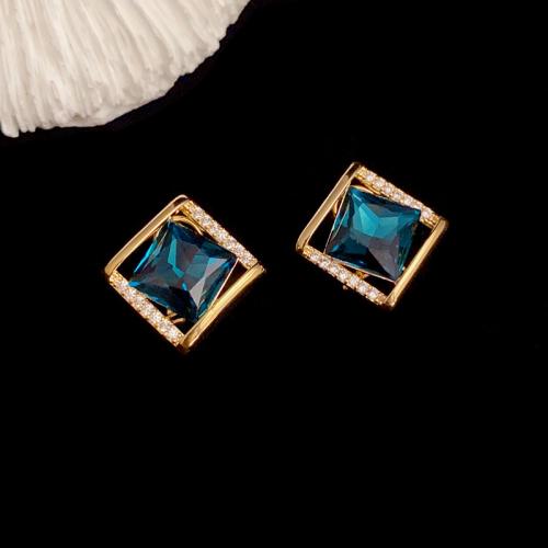 Boucles d'oreilles en laiton zircon cubique pavent, Plaqué d'or, pavé de micro zircon & pour femme, plus de couleurs à choisir Vendu par paire