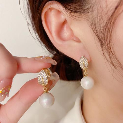 Boucles d'oreilles en laiton zircon cubique pavent, avec perle de plastique, Plaqué d'or, pavé de micro zircon & pour femme, Or Vendu par paire