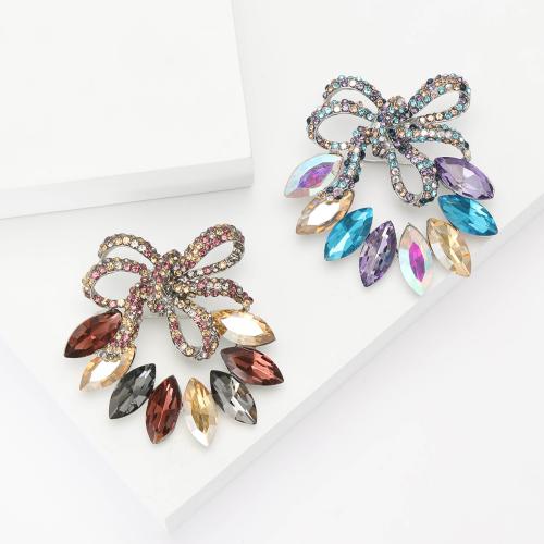 Rhinestone Zinc Alloy Brooch, plated, fashion jewelry & with rhinestone 