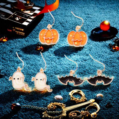 aleación de zinc Pendientes con Colgantes, chapado en color dorado, Diferente forma para la elección & Joyería de Halloween & para mujer & esmalte, más colores para la opción, Vendido por Par