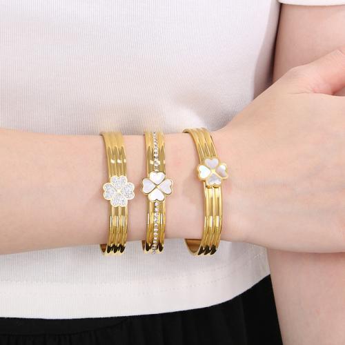 pulsera brazalete de acero inoxidable, acero inoxidable 304, con Nácar, Trébol de cuatro hojas, Recubrimiento iónico al vacío, diferentes materiales para la opción & para mujer & con diamantes de imitación, más colores para la opción, Vendido por UD