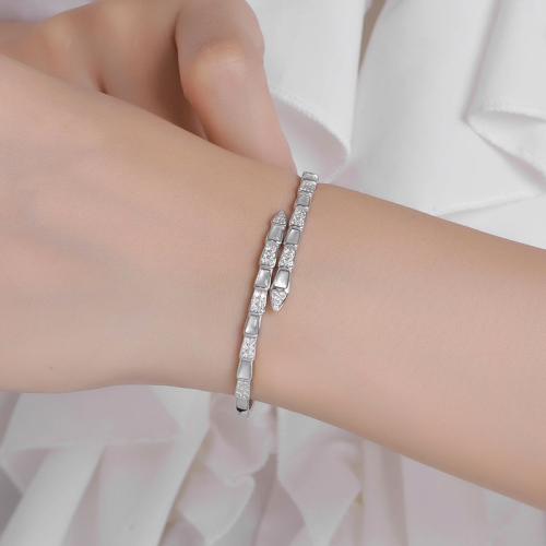 925 Sterling Silver Bangle, with Moissanite, Snake, fashion jewelry & for woman, Inner Approx 