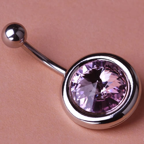 de color plateado platino con diamantes de imitación de color púrpura