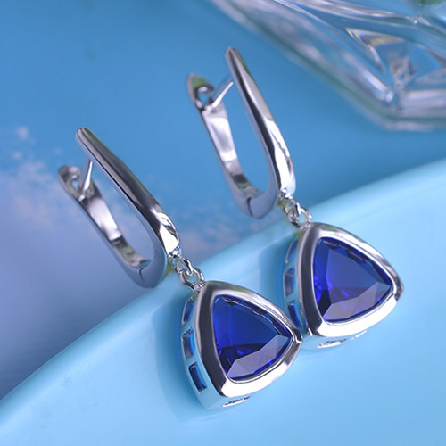 5:platina färg pläterad med blå zircon kristall