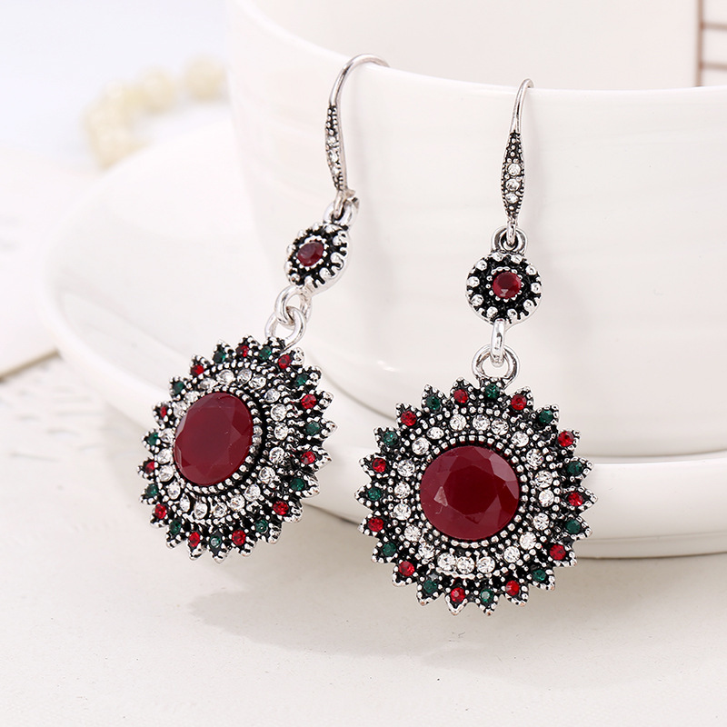 antique silver color plated red