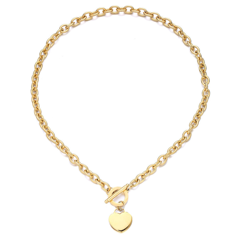 4:Necklace gold