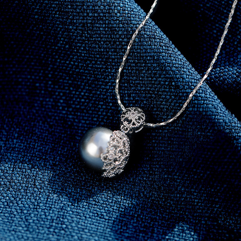 silver grey Necklace