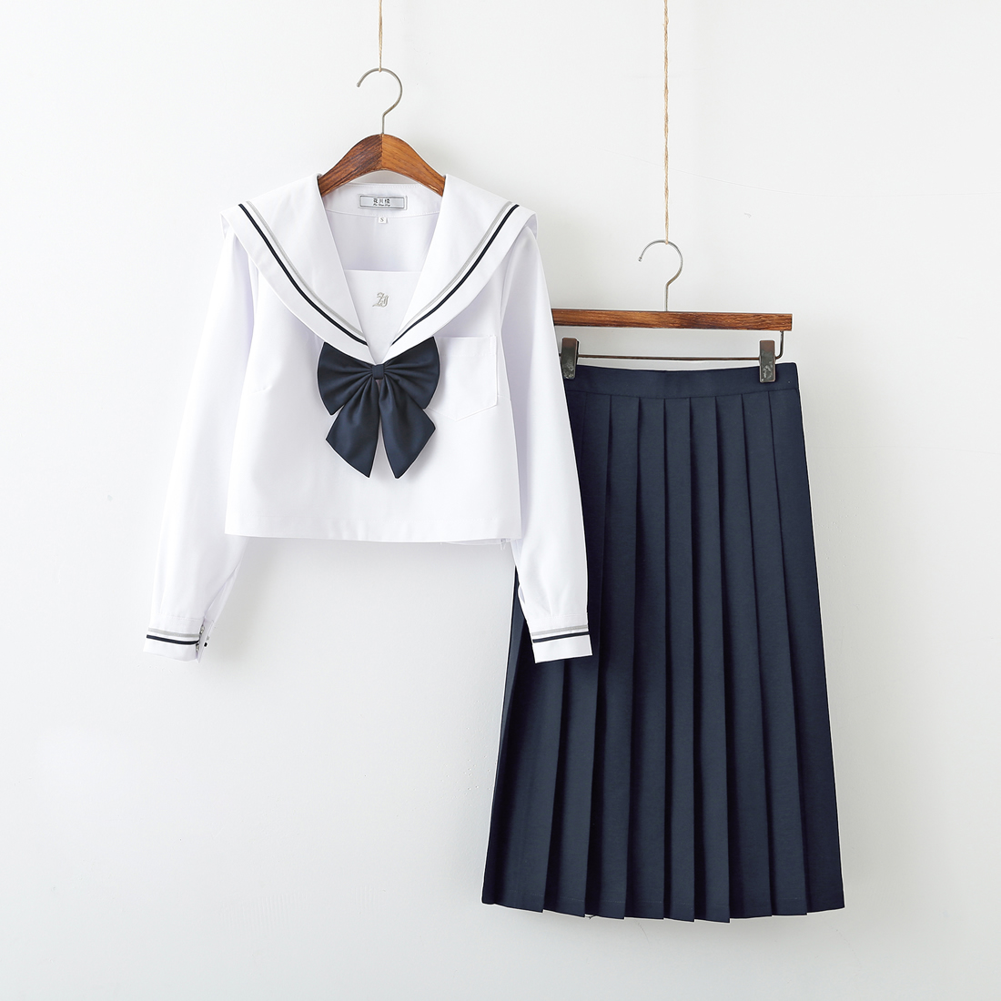 long sleeves long skirts(Bow Tie)