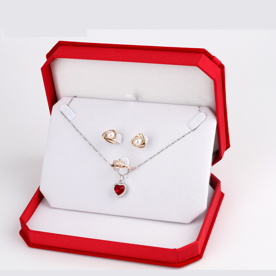 1 Jewelry Set Box  180x130x45mm