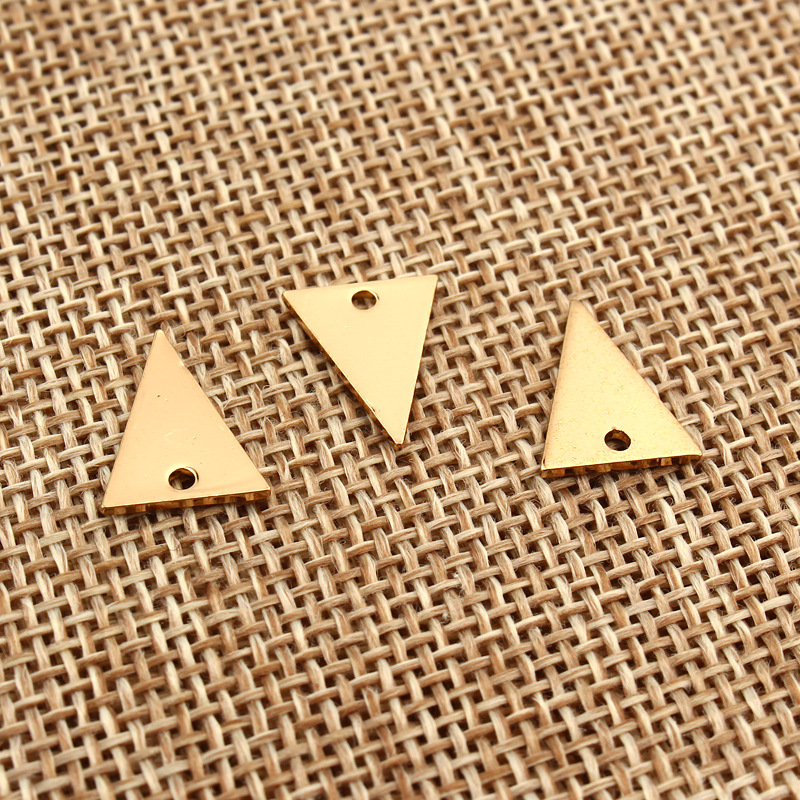 gold color plated 1.3*1.0cm
