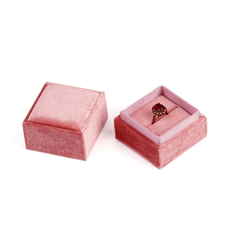 1,pink ring box