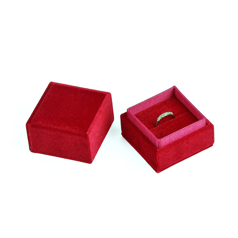 2,claret ring box