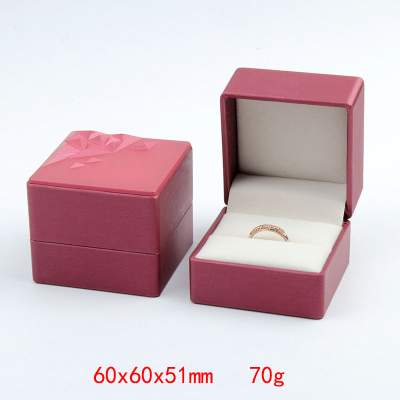 Red Single Ring Box