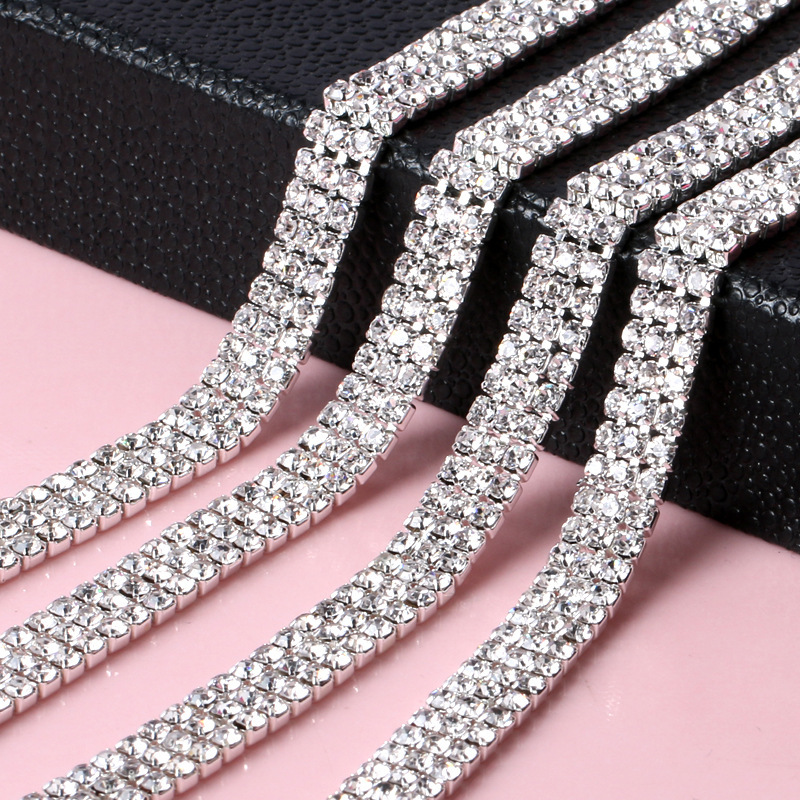 Silver-plated 2MM three-row dense claw chain about