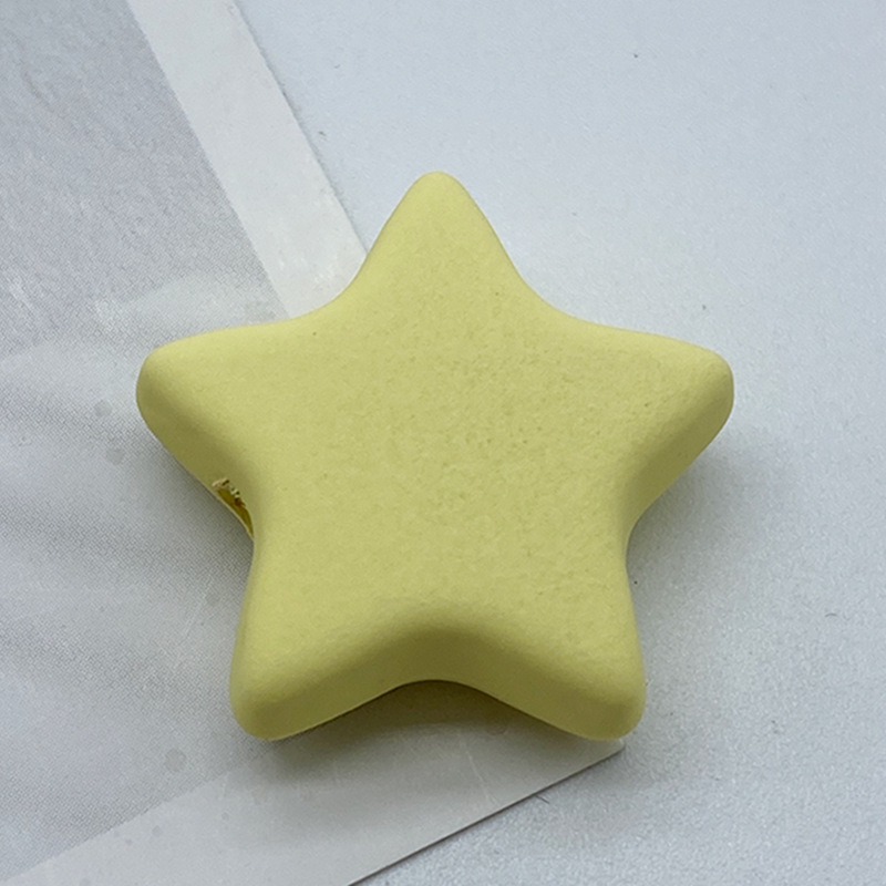 Five-pointed star yellow