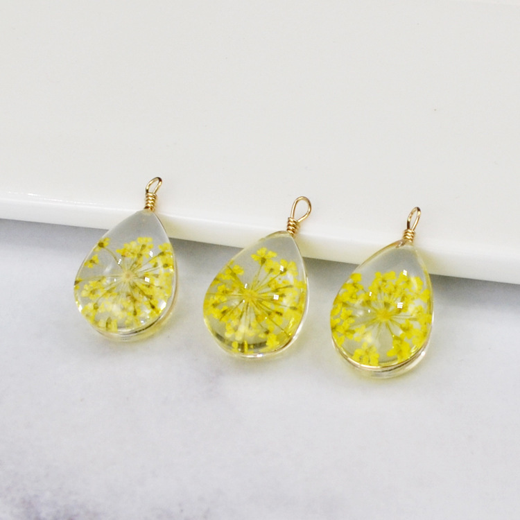 Yellow-the starry sky is dripping with water