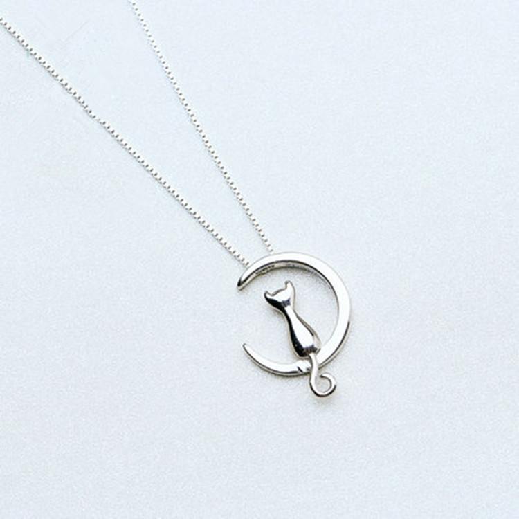 Single pendant (without chain)