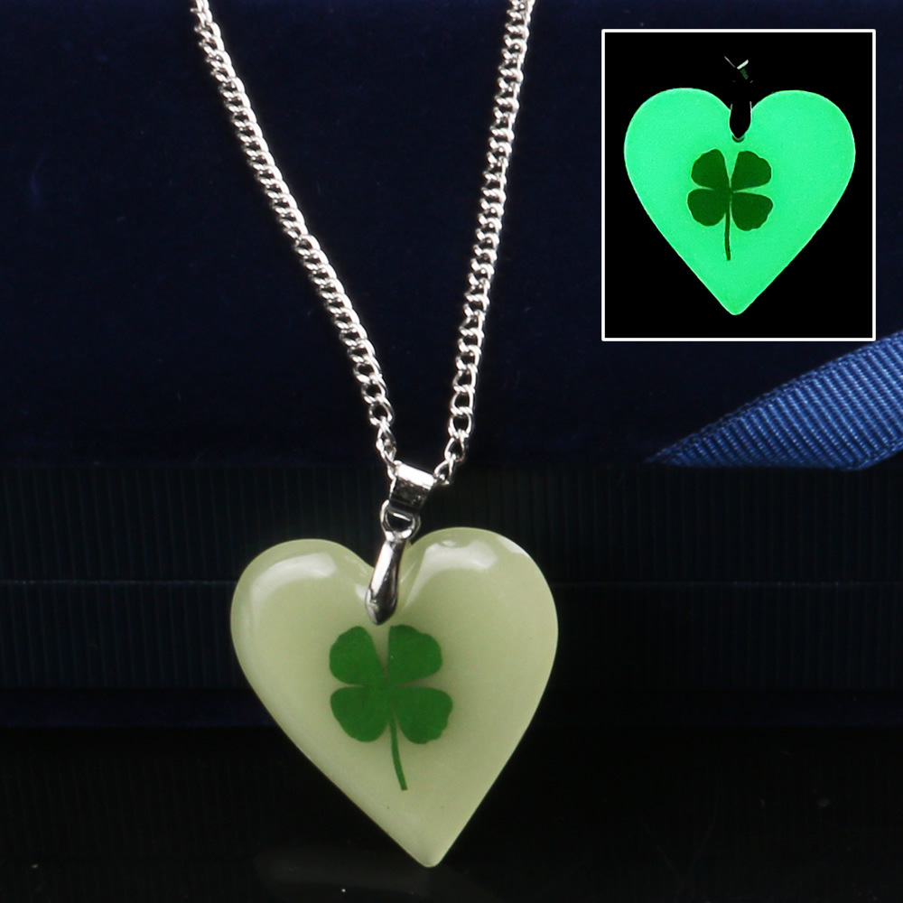 Heart necklace, 29 mm