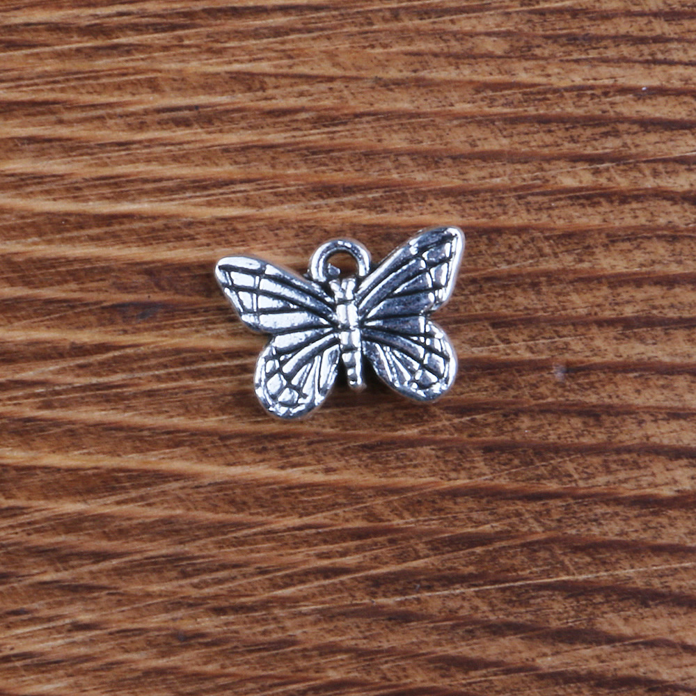 1:Butterfly pendant
