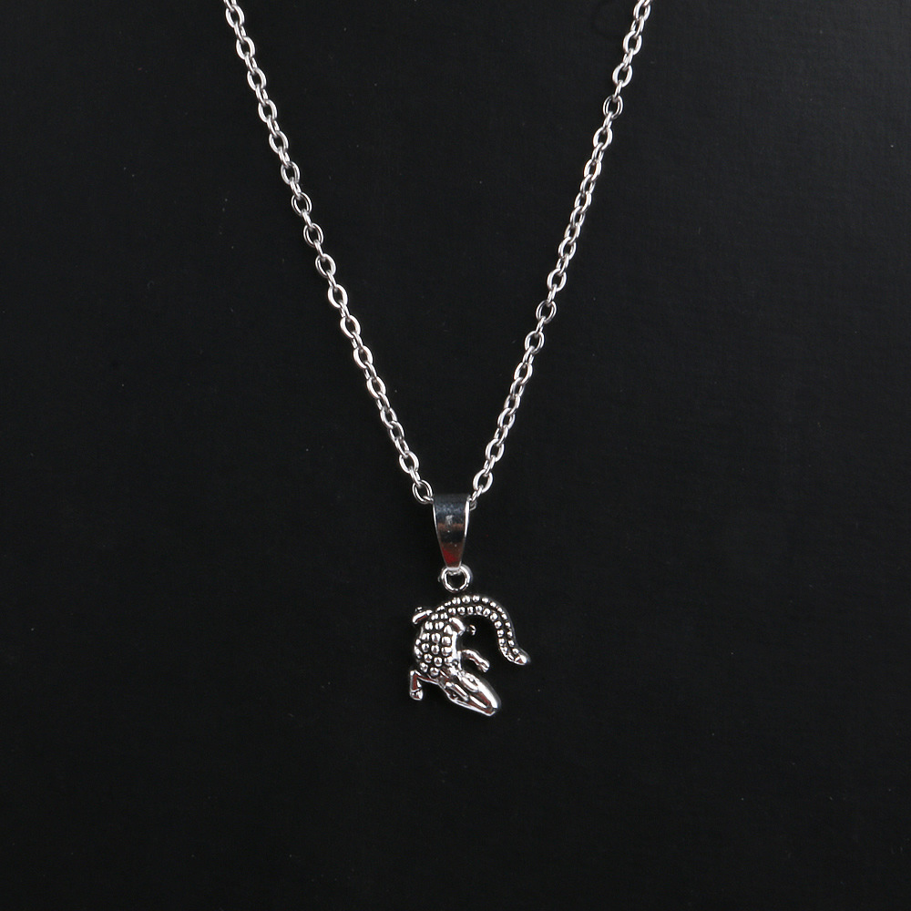 GECKO necklace