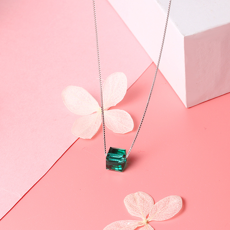 emerald 8x8mm