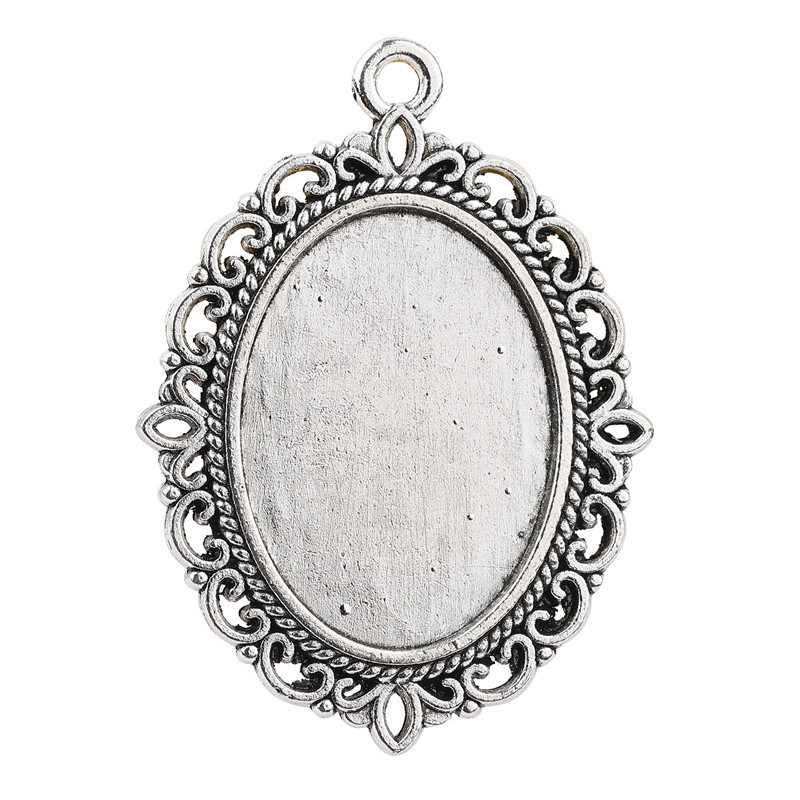 2:antique silver color plated
