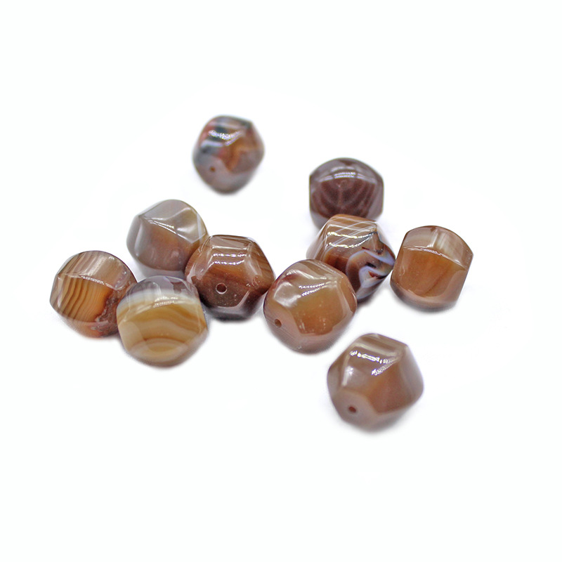 Brown 12x12mm [about 30 pieces]